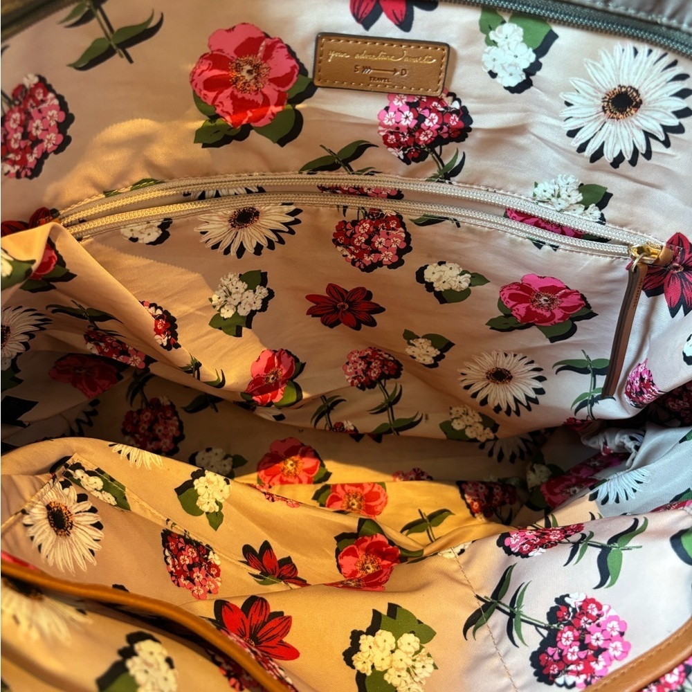 Stella & Dot Large Expandable Camouflage Tote Bag - Picture 6 of 9